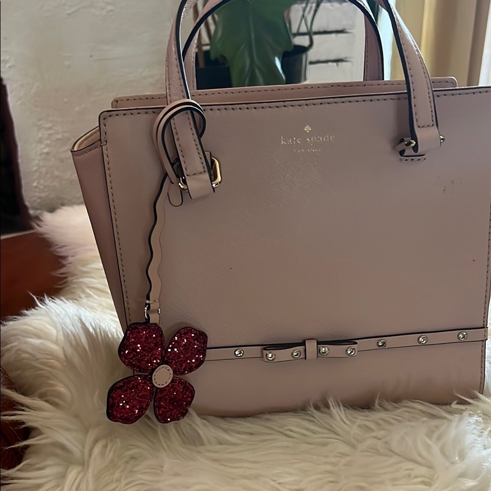Kate Spade Saffiano Leather tote - Picture 3 of 13